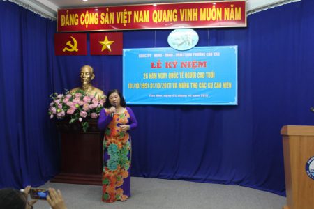 Phường Cầu Kho mừng thọ các cụ cao niên nhân ngày Quốc tế Người cao tuổi (1-10-1991 – 1-10-2017)